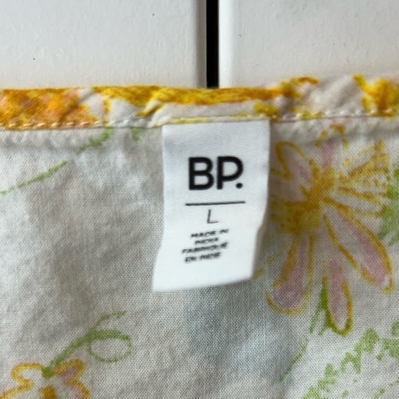 B059. BP floral tank top. - Picture 3 of 3